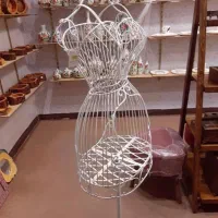 مانکن فلزی شیک و کاربردی