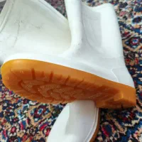 چکمه سفید ساق کوتاه زنانه نیکان
