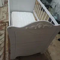 تخت خواب|تخت و صندلی بچه|بیرجند, |دیوار