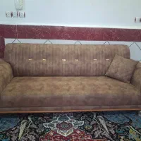 مبل در حد نو چوب راش پارچه چرم سالم زیر قیمت