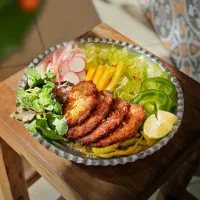 استخدام در کافه اغذیه