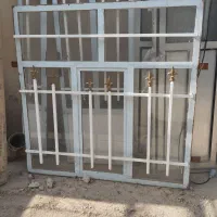 پنجره و درب آلمینیومی و آبگرمکن ایستاده