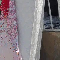 تشک و تخت