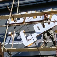 تابلوسازی تابلو مغازه کامپوزیت نما چلنیوم نئون