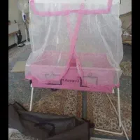 گهواره لگن حمام و آغوشی نوزاد