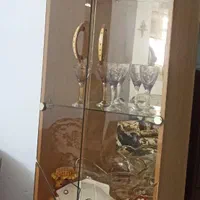 دو عدد ویترین بهمراه یک عدد میز تلویزیون