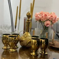 جام همراه شراب خوری طلایی