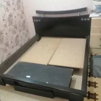 تخت خواب دونفره جنس چوب