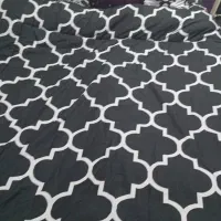 تخت و میز اریشی.  و عسلی