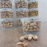 پسته احمد آقایی