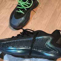 کتونی اورجینال بسکتبال آدیداس سایز ۴۴|کیف، کفش، کمربند|رشت, چله خانه|دیوار