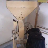 ۳ عدد دستگاه آسیاب در حد نو فروش فوری