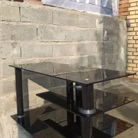 میز تلویزیون شیشه‌