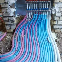 تاسیسات لوله کشی|خدمات پیشه و مهارت|شال, |دیوار