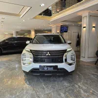 میتسوبیشی اوتلندر