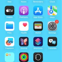 آیفون ۱۳ نرمال