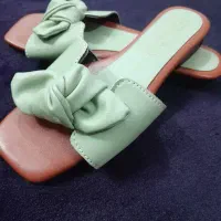 دمپایی|کیف، کفش، کمربند|بجنورد, |دیوار