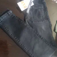 مقداری لباس نو نو