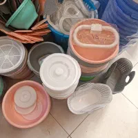 ظروف پلاستیکی