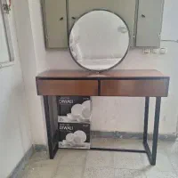 میز و کنسول
