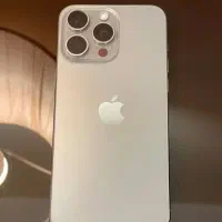 آیفون 15 پرومکس بی نقطه