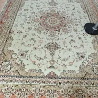 فروش فوری به علت جا به جایی  فرش 12متری
