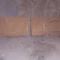 درب کمد و شیشه