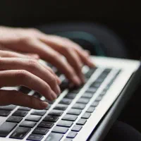 خدمات تایپ توسط تایپیست حرفه ای