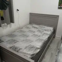 دو عددتخت ویک عددکمدتمام ام دی اف