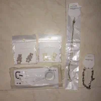 تعدادی اکسسوری