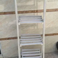 استند گل یا وسایل تزئینی