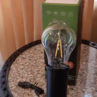 لامپ کمپینگ شارژی گیره دار