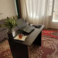 فروش ۲ عدد میز کامپیوتر کاملا نو و mdf