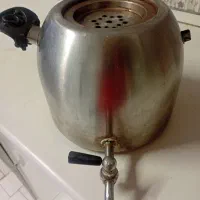 یک عدد کتری استیل 6لیتری