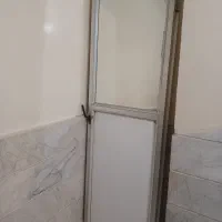 درب المینیومی ورق سنگین تمیز در حد نو