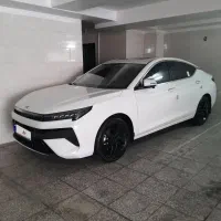 کی ام سی جی ۷ j7 سفید