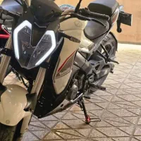 بنلی ۱۸۰|موتورسیکلت|شیراز, لب آب|دیوار