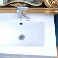 روشویی در حدنوهمراه آینه و باکس و شیر اهرمی|لوازم سرویس بهداشتی|شهریار, شهرک مصطفی خمینی|دیوار