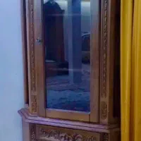 بوفه سلطنتی گوشه سالنی. چوب روس