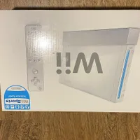 نینتندو با کلیه متعلقات بازی ها wii
