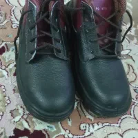 نیم پوتین ایمنی