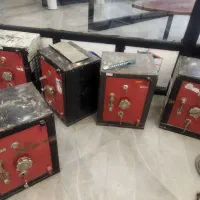 گاو صندوق و رختکن و انواع قفسه