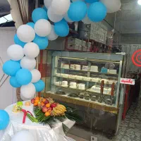یخچال ویترینی قنادی