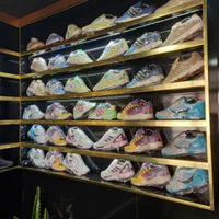 دکور کتونی،لباس،لوازم جانبی موبایل،|فروشگاه و مغازه|اراک, |دیوار