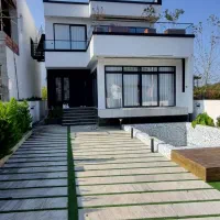 ویلای-300متری-باسند-تک-برگ-جواز-استخر