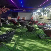 نیروی خانم باریستا سالندار ونیروی مردپارکبان