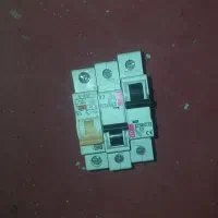 کلید پریز برق دست دو|مصالح و تجهیزات ساختمان|مشهد, شهید معقول|دیوار