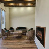 نقاشی و رنگ آمیزی ساختمان .