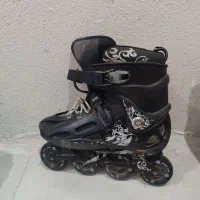 اسکیت بازی  ب قیمت 25000000 تومان به فروش میرسد