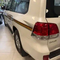 پیش فروش لندکروز وارداتی